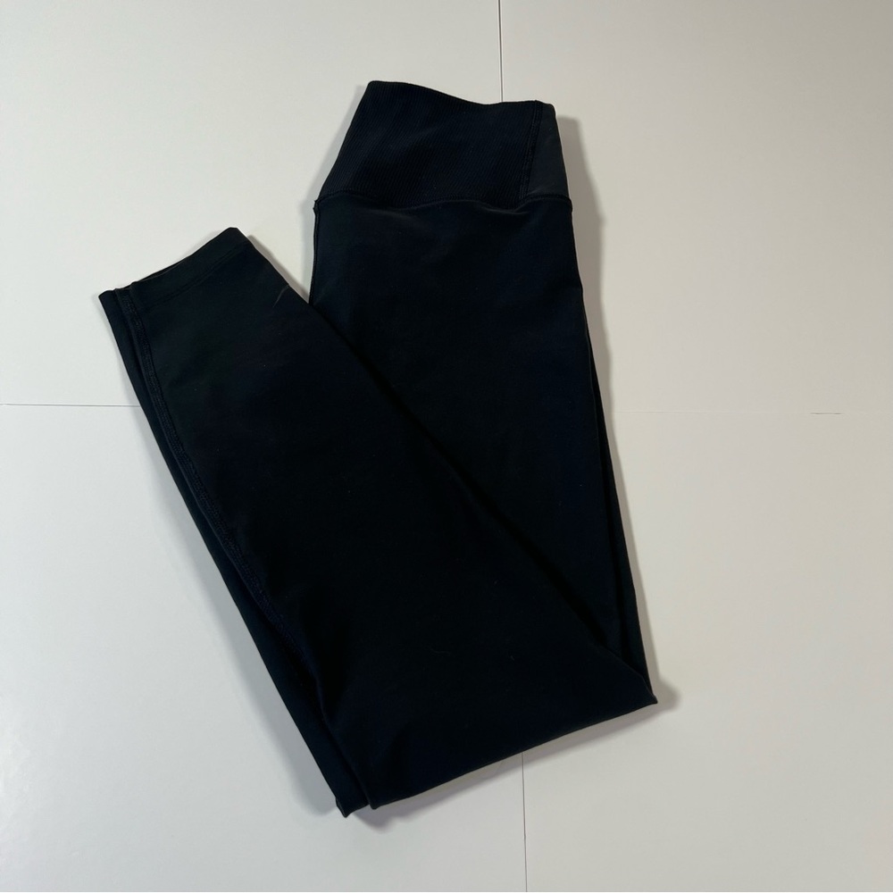 Nike Dri-FIT Legend Black Leggings Women’s Size Small Athletic‎ Tight